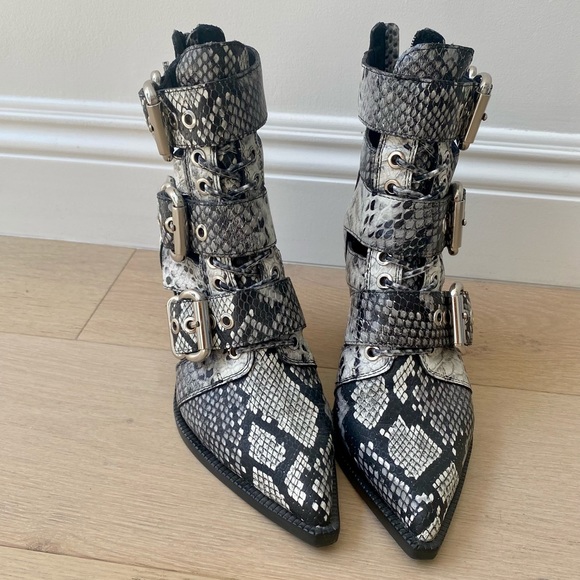 Jeffrey Campbell Caceres Buckle Western Boot - Picture 2 of 6